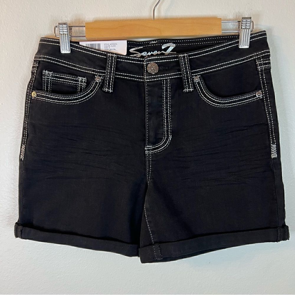 NWT Seven7 Rodeo Short Size 6 Black Denim 5” Inseam Crafted Stitches